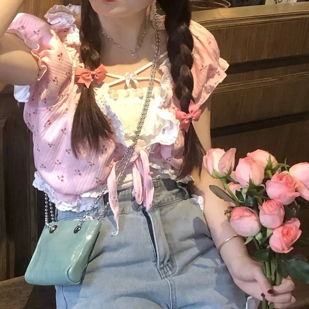 相思月明人倚楼